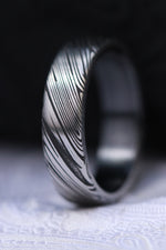 8mm black titanium / stainless damascusnew leaf